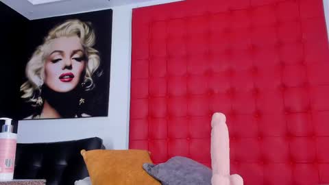  DALIANA  online show from 04/30/26, 01:17