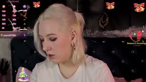 Snapshot of rachelcart chatting on 01/03/25, 03:49 RachelCart online show from 01/03/25, 03:49