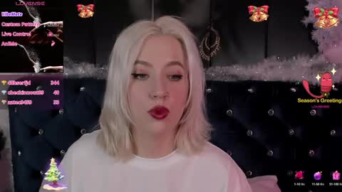 Snapshot of rachelcart chatting on 01/04/25, 06:41 RachelCart online show from 01/04/25, 06:41