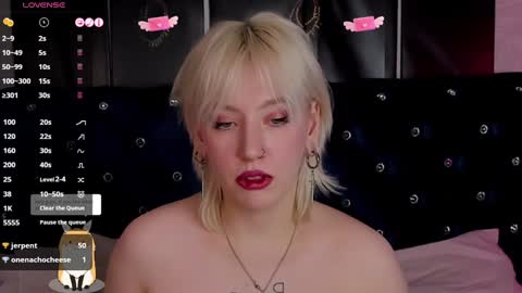 Snapshot of rachelcart chatting on 01/31/25, 07:07 RachelCart online show from 01/31/25, 07:07