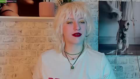 Snapshot of rachelcart chatting on 03/03/25, 03:41 RachelCart online show from 03/03/25, 03:41