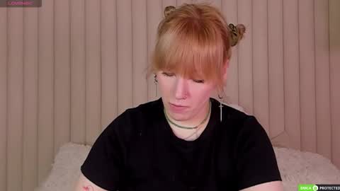 Snapshot of rachelcart chatting on 10/03/25, 03:14 RachelCart online show from 10/03/25, 03:14