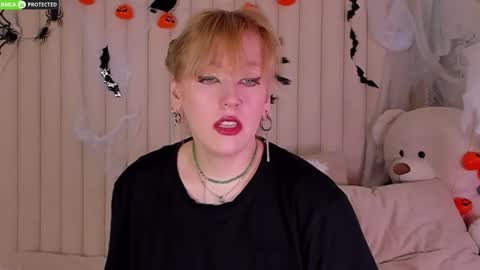 Snapshot of rachelcart chatting on 10/17/25, 03:10 RachelCart online show from 10/17/25, 03:10