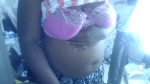 Snapshot of rachelexoticgirl chatting on 01/26/25, 01:20 rachelexoticgirl online show from 01/26/25, 01:20