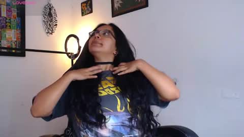 Snapshot of rachell_420 chatting on 05/11/26, 01:06 rachell_420 online show from 05/11/26, 01:06