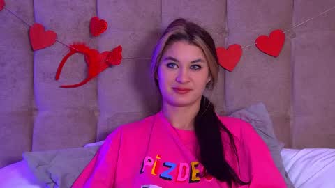 RachellSimpson online show from 02/18/25, 05:09