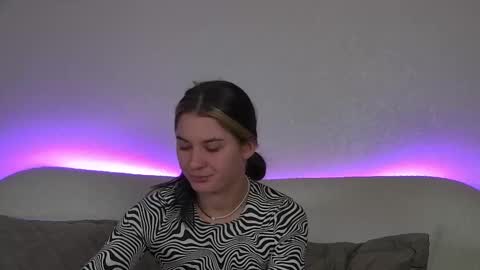 RachellSimpson online show from 03/12/25, 06:33