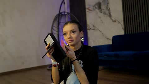 Ann online show from 04/17/26, 04:26