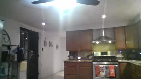 Rachyyyy online show from 09/29/25, 04:28