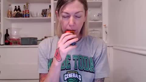 Racy Tracy online show from 02/05/26, 02:11