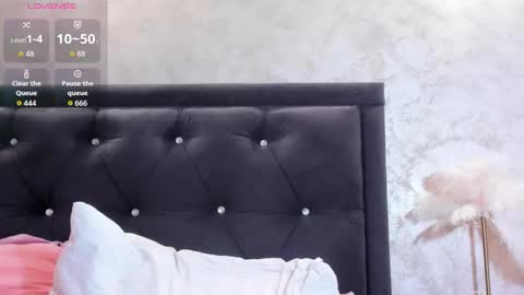 raelledarkstar online show from 02/25/26, 09:02