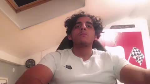 raes online show from 01/05/25, 01:35