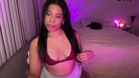 Snapshot of raewerks chatting on 10/03/25, 05:15 RaeWerks online show from 10/03/25, 05:15