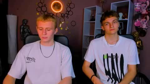 rafael online show from 04/19/26, 09:52