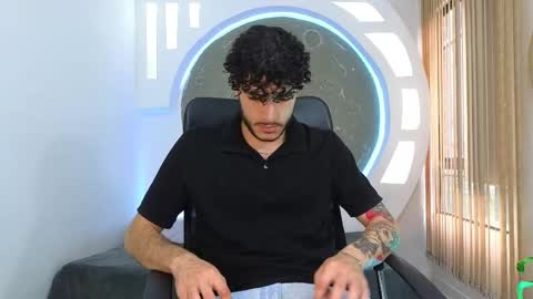 R A F A E L online show from 09/19/25, 09:26