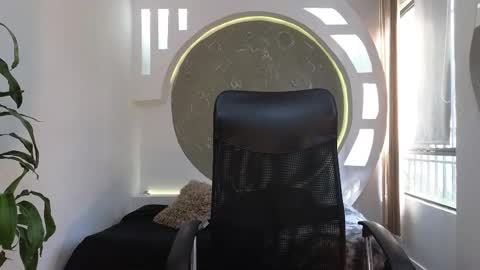 R A F A E L online show from 10/16/25, 08:43