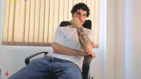 R A F A E L online show from 03/17/26, 08:45