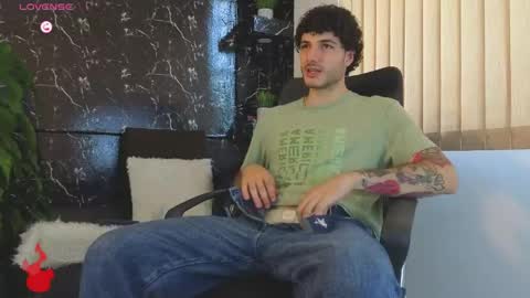 R A F A E L online show from 05/14/26, 08:15