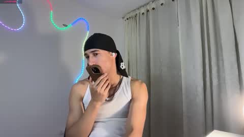 Snapshot of rafael_stone1 chatting on 02/27/26, 01:16 NEW IG online show from 02/27/26, 01:16