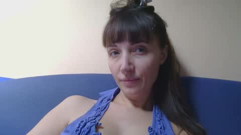 Snapshot of rafaellaraffy chatting on 02/16/26, 12:45 Rafaella online show from 02/16/26, 12:45