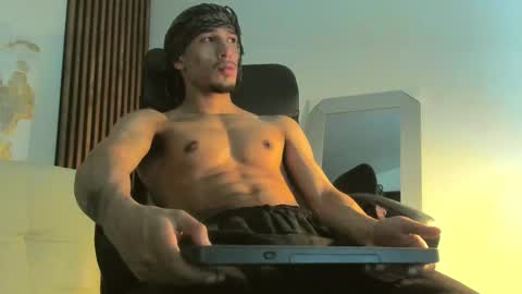 IG online show from 03/04/25, 03:44