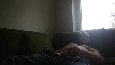 Snapshot of raffael303 chatting on 10/12/25, 07:29 raffael303 online show from 10/12/25, 07:29