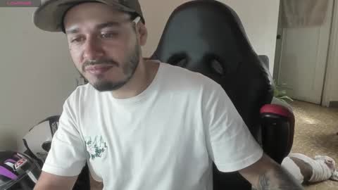 ragnar_lothbrok77 online show from 09/15/25, 07:47