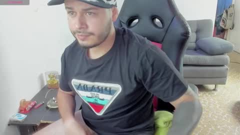 ragnar_lothbrok77 online show from 04/17/26, 05:16