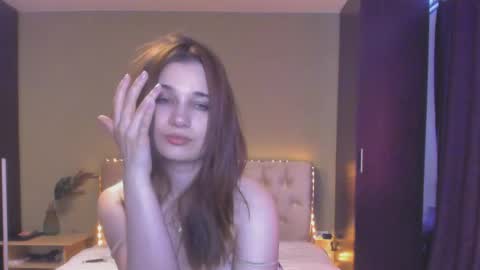 Snapshot of rahatlocum chatting on 05/16/26, 08:00 Sofie online show from 05/16/26, 08:00