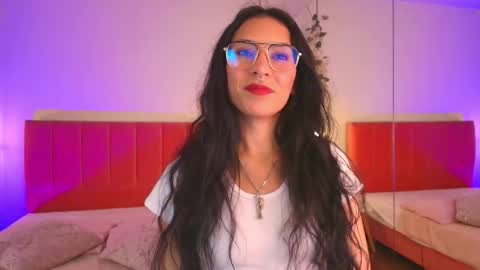 Raia online show from 02/10/26, 03:21