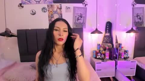 Raia online show from 04/18/26, 03:21