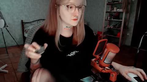 Kate online show from 03/30/26, 12:50