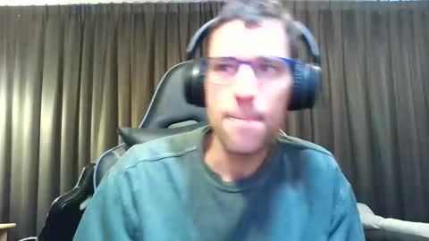 Snapshot of raimondo32 chatting on 04/02/26, 01:42 Raimondo te Paste online show from 04/02/26, 01:42