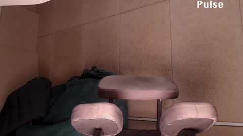 Rainbow James  online show from 02/09/25, 06:26