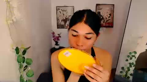 raindrizzle1706 online show from 12/17/25, 07:25