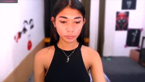 raindrizzle1706 online show from 03/26/26, 10:48