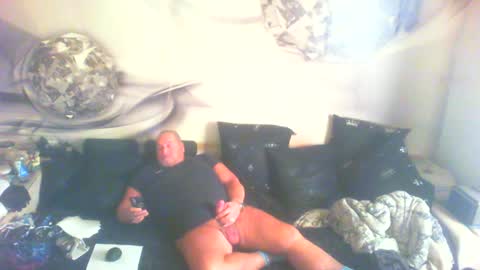 Snapshot of raintrops chatting on 06/17/26, 05:36 raintrops online show from 06/17/26, 05:36