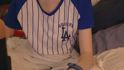 Snapshot of rainydayem chatting on 07/13/26, 03:42 RainyDayEm online show from 07/13/26, 03:42