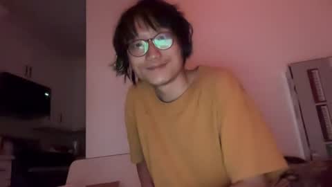 Snapshot of rainymeat chatting on 06/15/26, 03:09 rainymeat online show from 06/15/26, 03:09
