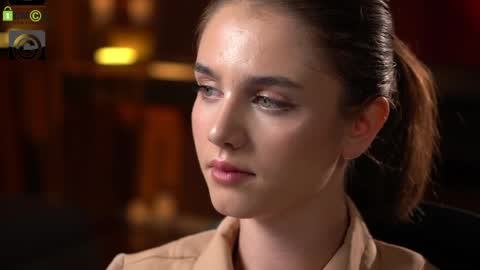 Raisa online show from 04/14/26, 07:42