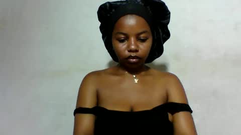 Snapshot of raissa38 chatting on 11/26/25, 09:16 raissa38 online show from 11/26/25, 09:16