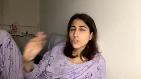 Ray Ray online show from 01/03/25, 06:44