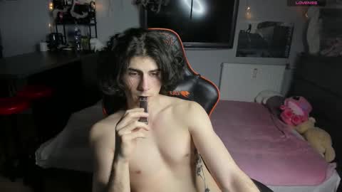 Snapshot of rakimaru chatting on 11/10/25, 04:17 kirill online show from 11/10/25, 04:17