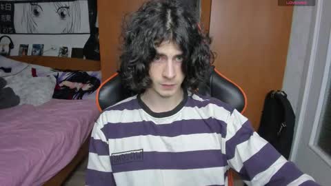 Snapshot of rakimaru chatting on 12/16/25, 01:16 kirill online show from 12/16/25, 01:16