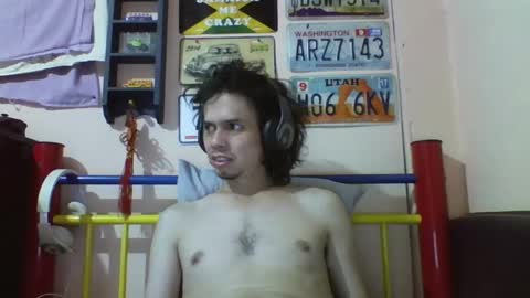 Snapshot of raku2386 chatting on 12/17/24, 01:07 Ken online show from 12/17/24, 01:07