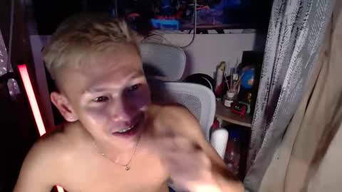 ralfhuge24 online show from 03/23/26, 04:38