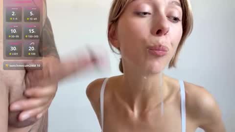 Snapshot of ramona_tom chatting on 10/02/25, 05:25 ramona_tom online show from 10/02/25, 05:25