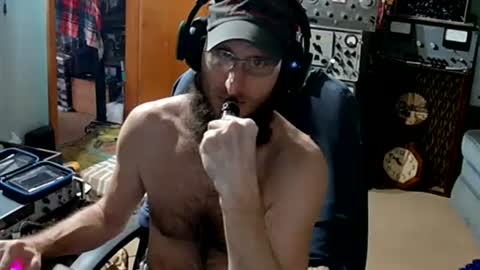 Randall online show from 09/17/25, 04:52