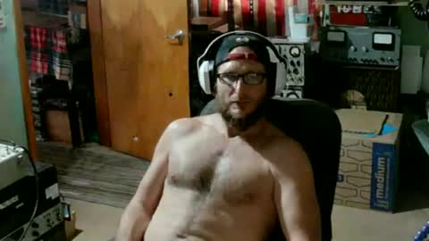 Snapshot of randalltotazz chatting on 06/11/26, 10:52 Randall online show from 06/11/26, 10:52