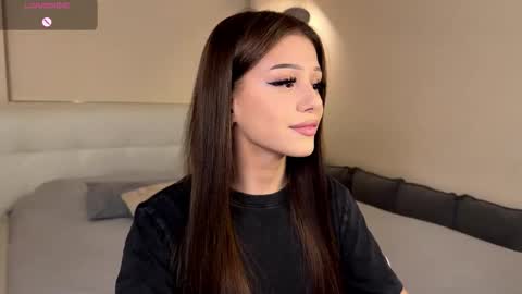 Snapshot of randiburt_ chatting on 03/03/26, 12:44 Luna online show from 03/03/26, 12:44